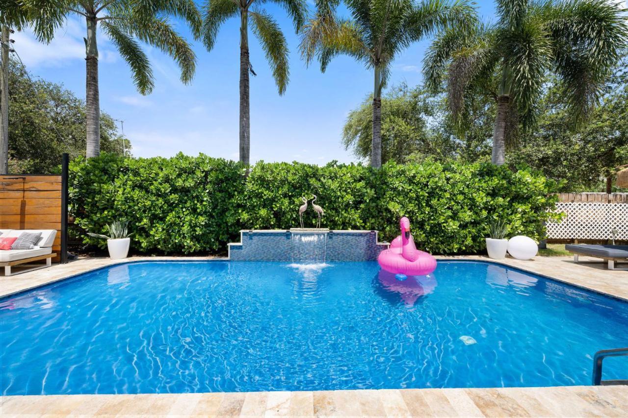 Palms Retreat! Giant Heated Pool-Hottub-Firepit-5Min2Beach-Pets-Ev Chgr 포트 로더데일 외부 사진